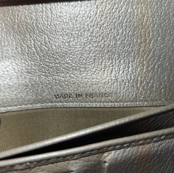 Chanel Wallet - Picture 4 of 14